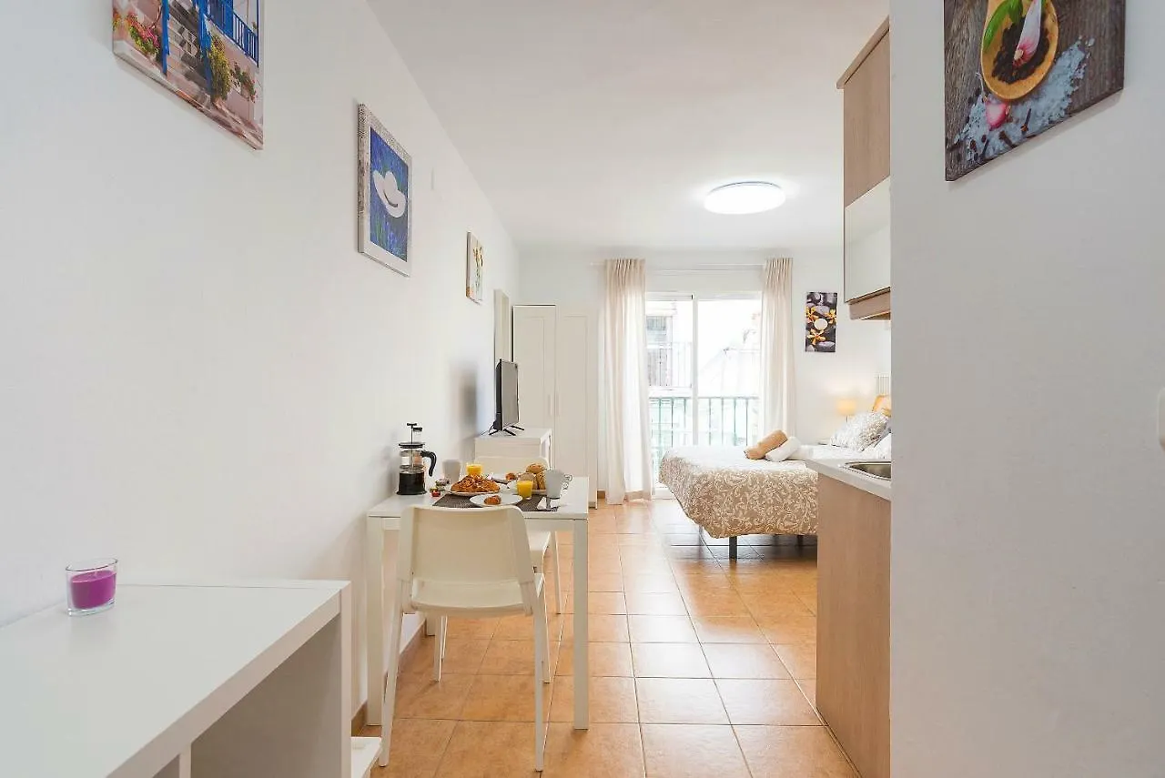 Studios Nerja Center D 0*,